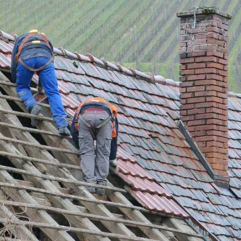 roof-79171_1280-min.jpg roof-79171_1280-min.jpg